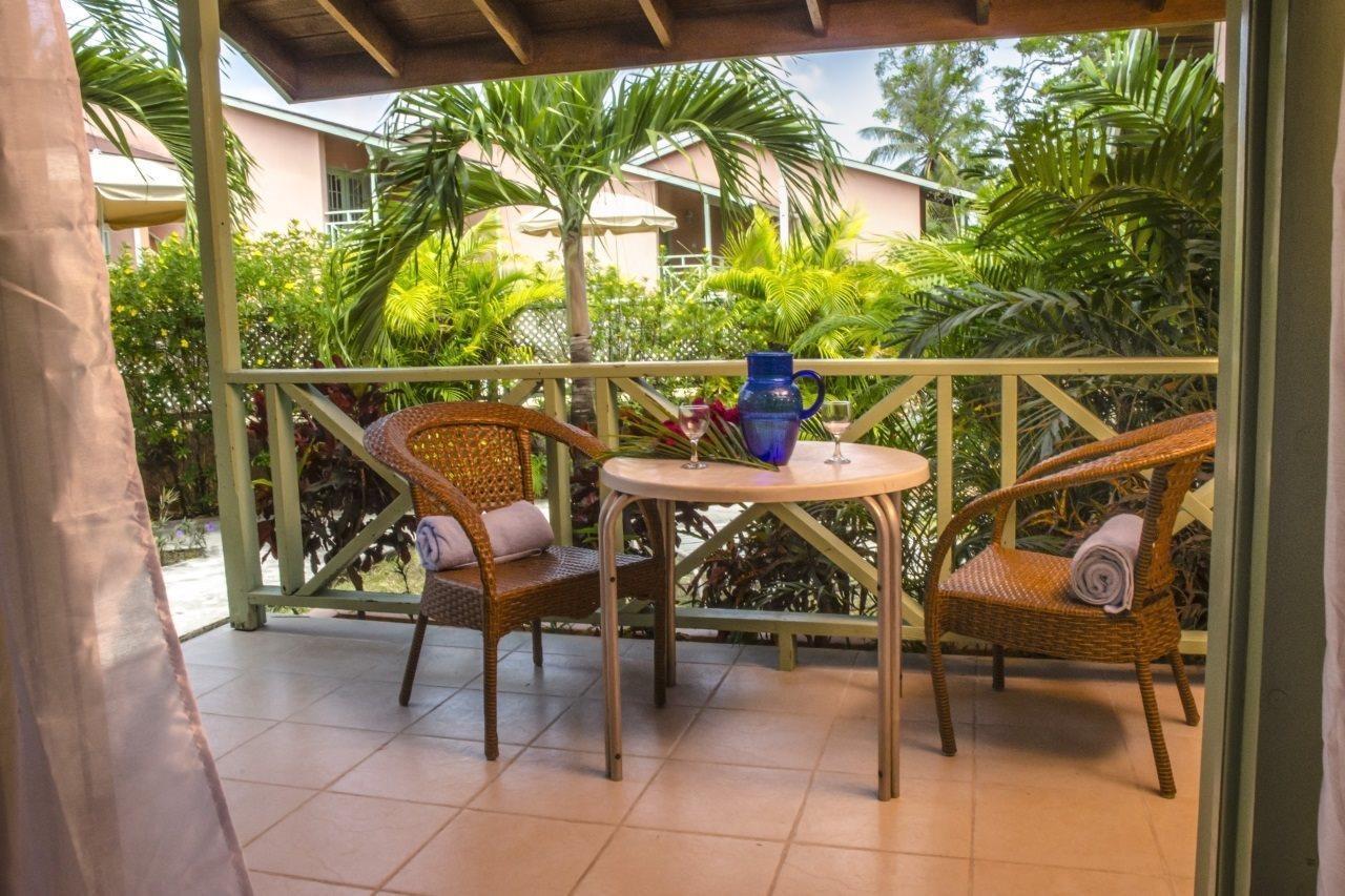 Halcyon Palm Holetown Exterior foto